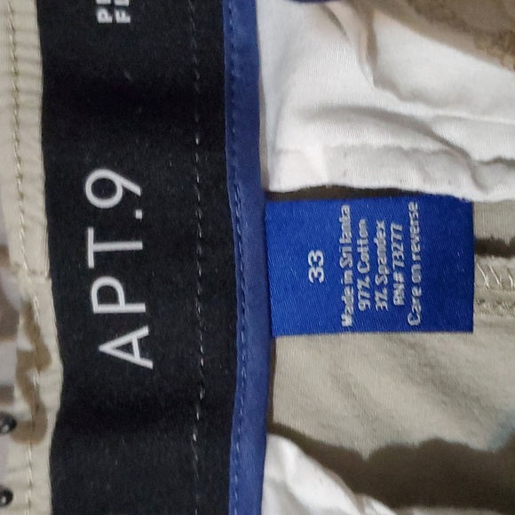 APT. 9 Men's Khaki Cargo Shorts-Size 33 - Picture 3 of 3